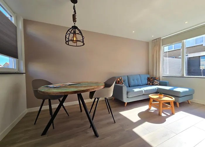 De Juttershut 度假居 *