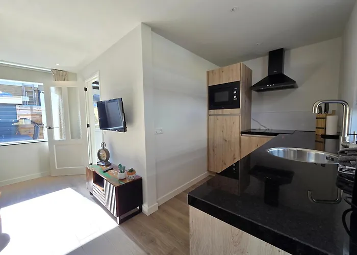 度假居 De Juttershut